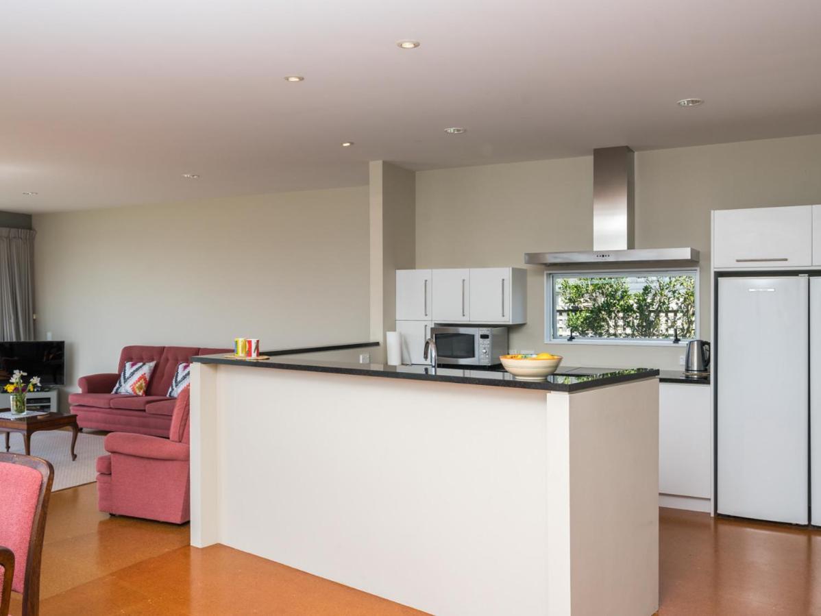 Roberts Retreat - Mangawhai Holiday Home المظهر الخارجي الصورة