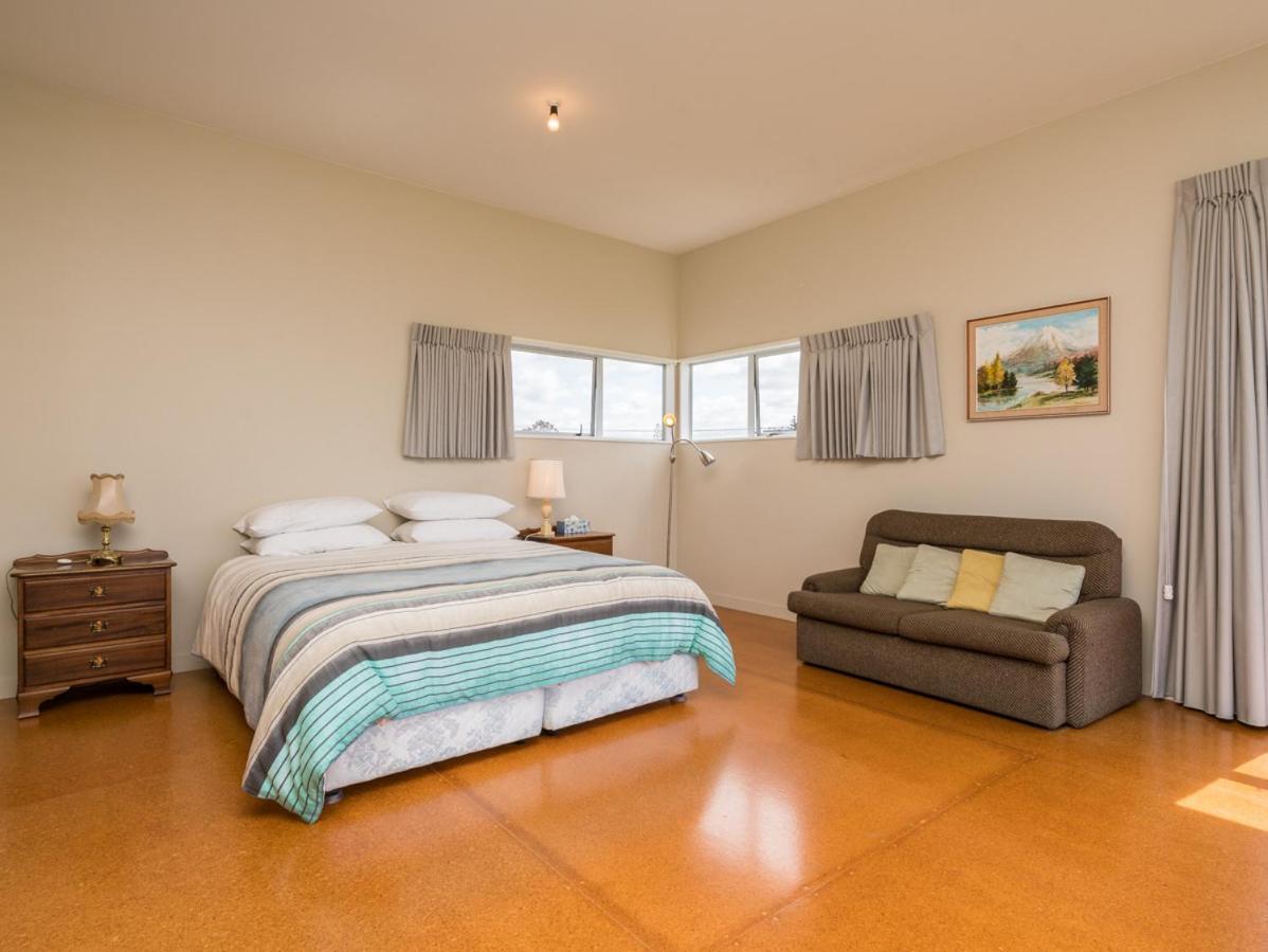 Roberts Retreat - Mangawhai Holiday Home المظهر الخارجي الصورة